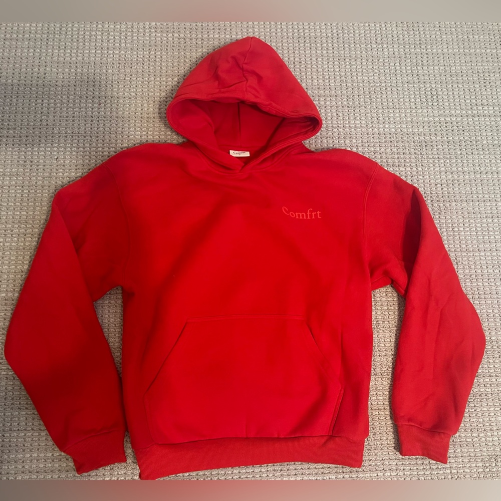 Comfrt Women's Red Hoodie